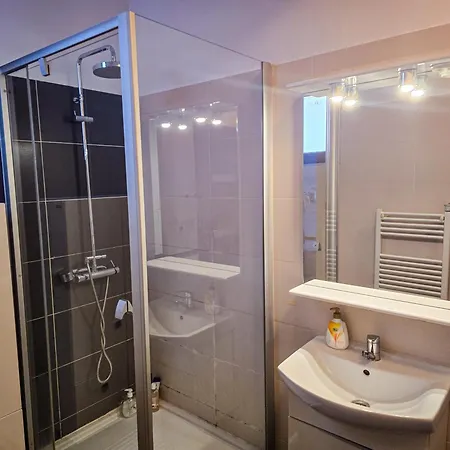 Cozy Homez-palace Of Parliament By Chr Luxury Boekarest