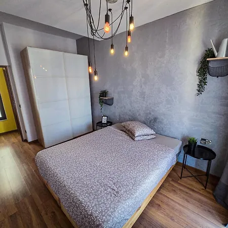 Cozy Homez-palace Of Parliament By Chr Luxury *